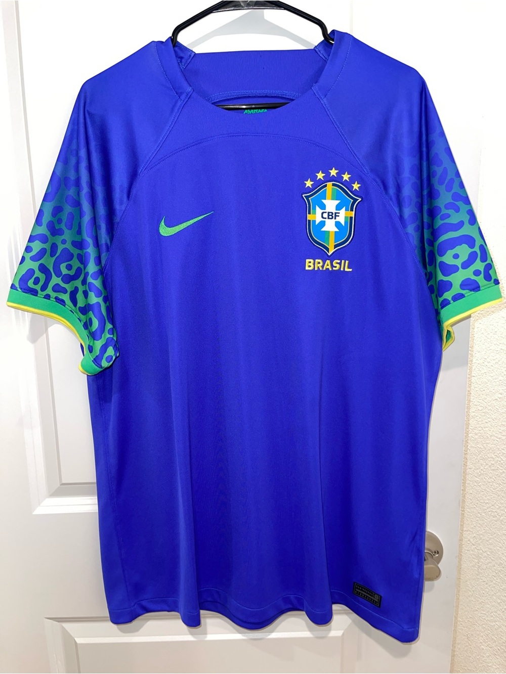 Nike Brazil Soccer Jersey XL Blue Green Yellow Officially Licensed